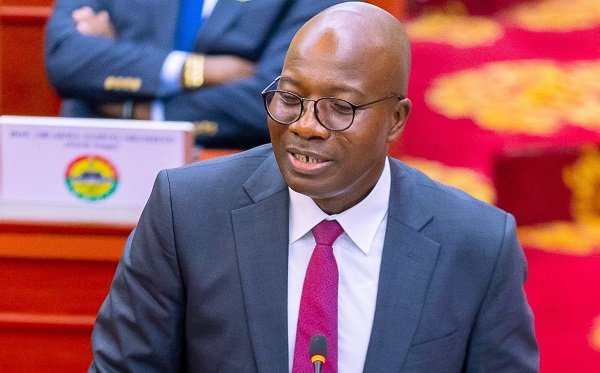 مهاما أياريغا يوضح: تخفيض أسعار الكاكاو قانوني