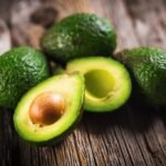 هدوء في سوق الأفوكادو: انخفاض الواردات الأمريكية وارتفاع الأسعار الصينية