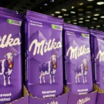 تكاليف الكاكاو القياسية تخفض أرباح موندليز إلى النصف تقريبًا