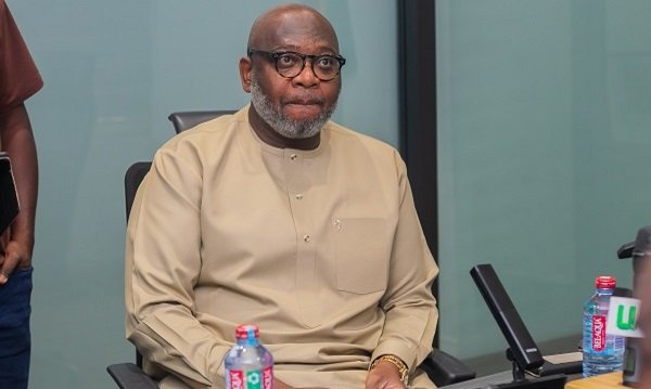 الرئيس التنفيذي لـ COCOBOD يوضح سبب متأخرات مدفوعات الكاكاو