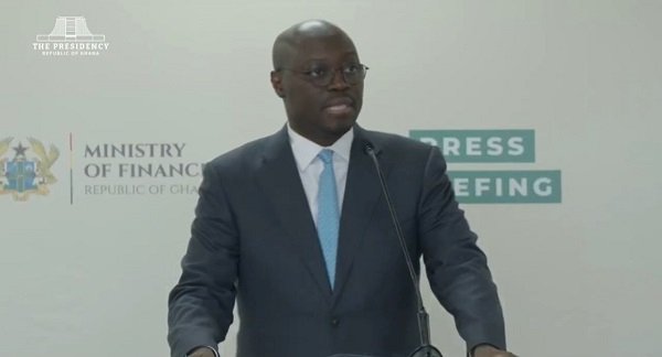 مشروع قانون الكاكاو الجديد: ضمان 70% للمزارعين من سعر تسليم ظهر السفينة