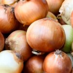 نيجيريا تعيد فتح حدود تسامية لتجارة البصل