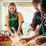 أرلا فودز تحقق نموًا قويًا في الإيرادات على الرغم من زيادة إمدادات الحليب العالمية