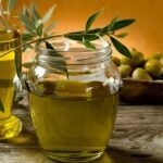 انخفاض أسعار زيت الزيتون: انتعاش في الاتحاد الأوروبي بعد ارتفاعات قياسية