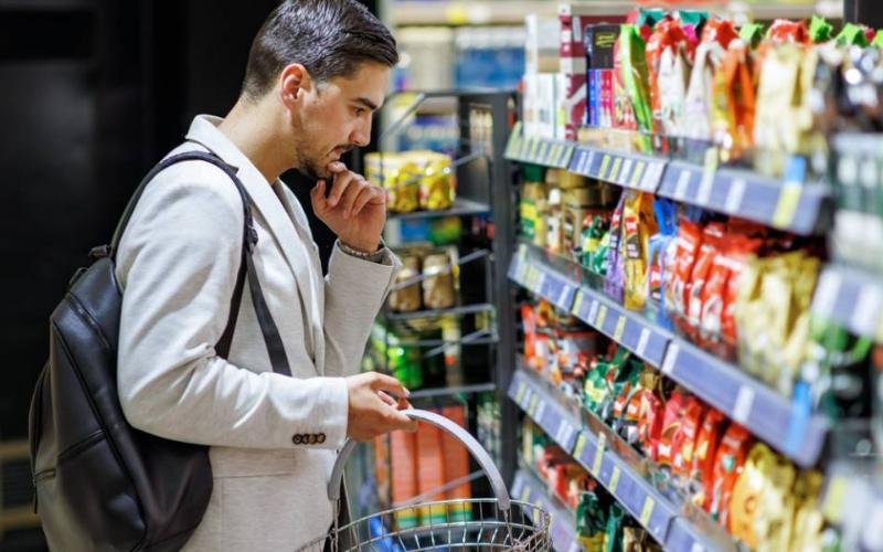 ضريبة على الأطعمة فائقة المعالجة في كولومبيا: تأثير محتمل على منتجات الألبان