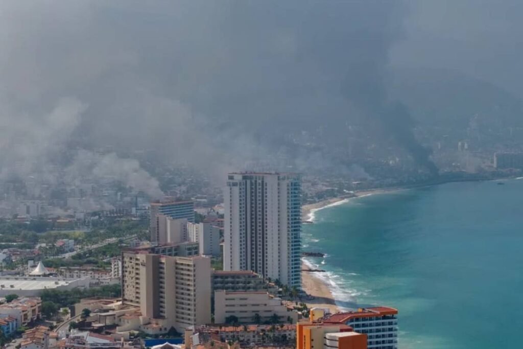 العنف في خاليسكو يعطل إمدادات المنتجات الطازجة الأمريكية: وزارة الزراعة الأمريكية توقف عمليات التفتيش